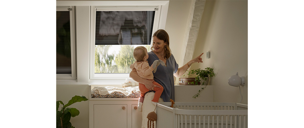 Bild von Kinderzimer mit Velux Dachfenster mit Sonnenschutz