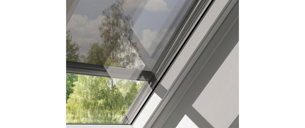 Bild von Velux Dachfenster Sonnenschutz Markise