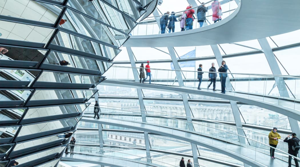 Die Kuppel des Reichstagsgebäudes von innen